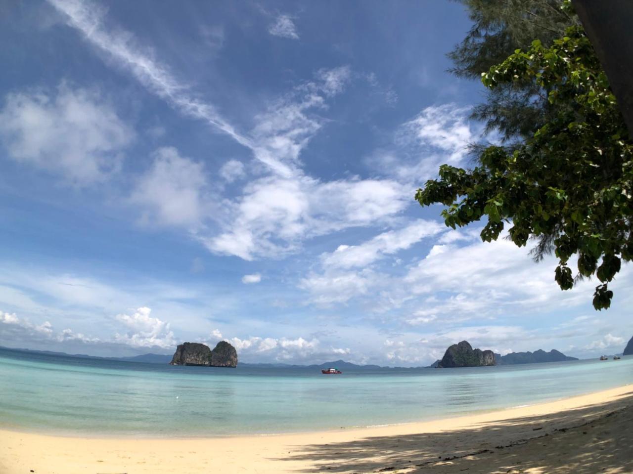 Koh Ngai Kaimuk Thong Resort Exterior photo