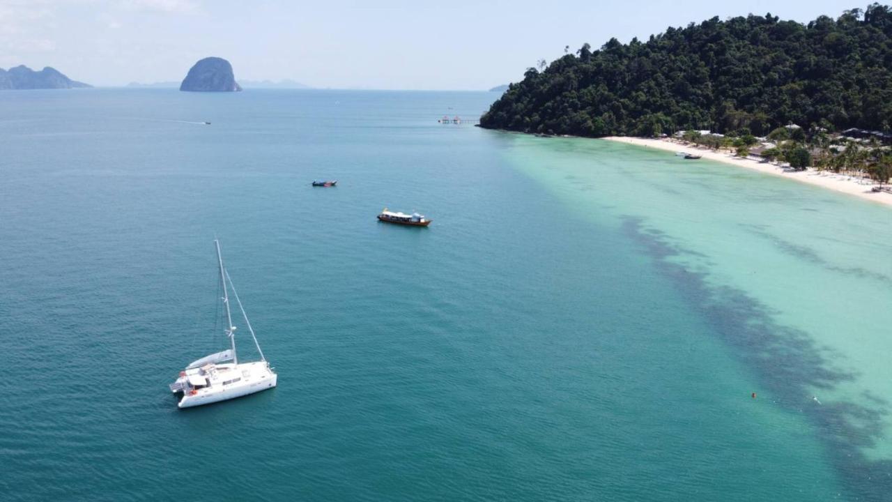 Koh Ngai Kaimuk Thong Resort Exterior photo